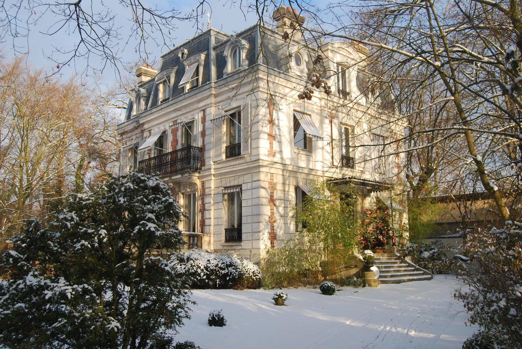 Villa Carioca Мезон-Лафит Экстерьер фото